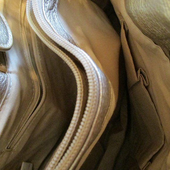 Payless Shoesource Vinyl Cheetah Print Purse - Picture 8 of 8